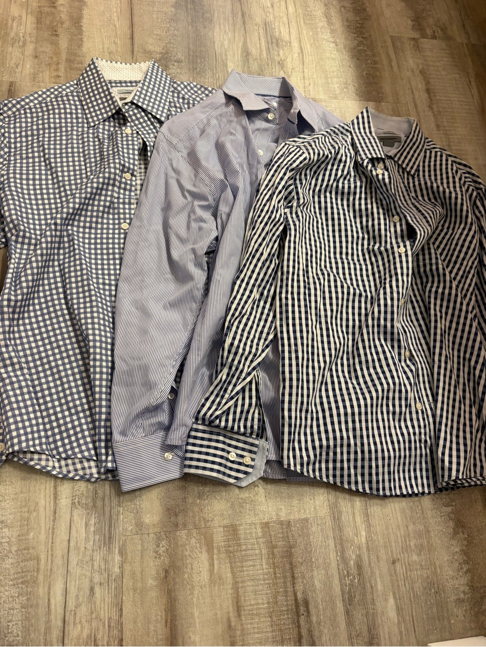 Johnston & Murphy Men’s Tailored Fit Dress Shirt Bundle Medium